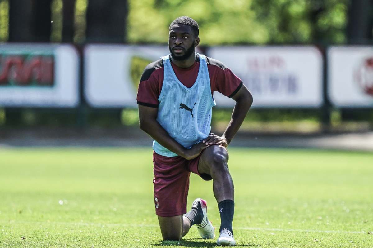 Fikayo Tomori durante l'allenamento a Milanello